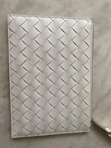 Botteha Veneta white Clutch - Picture 1 of 5