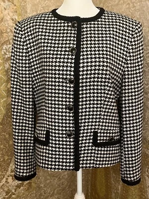 Vtg. Old Money Black White Houndstooth Lined 100% Wool Blazer Sz. Medium - Image 1 of 4