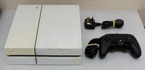 SONY PS4 CONSOLE IN WHITE LEADS & WIRED CONTROLLER WORKS PERFECT POOR COSMETICS - Picture 1 of 21