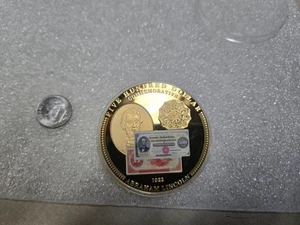 ABRAHAM LINCOLN FIVE HUNDRED DOLLAR COMMEMORATIVE 24K GOLD LAYERED COIN - Picture 1 of 3