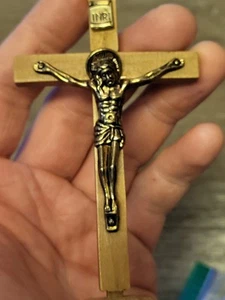 The Sacred Heart League Small Cricifix On Wooden Base - Picture 1 of 7