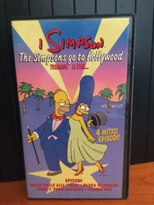 VHS I SIMPSON THE SIMPSONS GO TO HOLLYWOOD TREMANO LE STAR 1999 FOX - Foto 1 di 1
