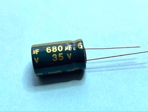680 μF / 35V, 105° YAGEO Elko, condensatore, condensatore, - Foto 1 di 1