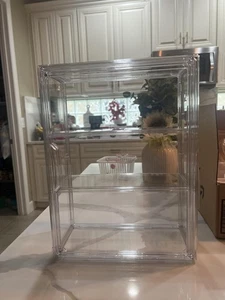 3 Tiers Clear Display Case for Figures Acrylic Storage Organizers Box with Magn - Picture 1 of 9