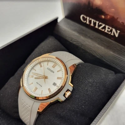 Citizen Weekender Pink Gold-Tone Stainless Steel Ladies Watch Eco-Drive NEW - Image 1 of 4