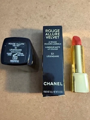 Chanel Rouge Allure Terciopelo Luminoso Mate Color de Labios 51 LEGENDAIRE NUEVO EN CAJA Envío Gratis Foto 1 de 4