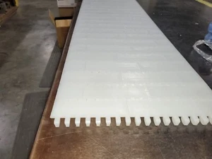 Cinta transportadora de polietileno blanca Habasit M5010 14" de ancho x 10 pies - Imagen 1 de 3