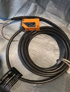 Efectos Proximity Switch IN0097 New Open Box - Picture 1 of 1