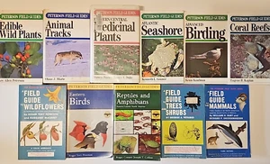 Lot of 11 Peterson Field Guide Books MEDICINAL PLANTS Edible TRACKS Birds REEFS - Bild 1 von 9