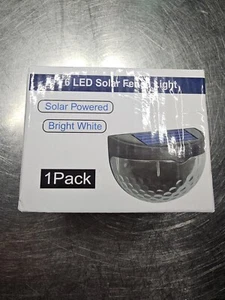 Led Solar Fence Light - Picture 1 of 4