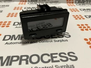 Red Lion Controls CUB5  Process Meter w/ Reflective Display - Picture 1 of 3