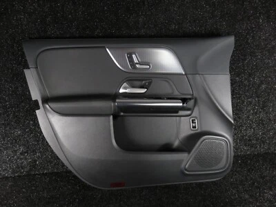 Mercedes Benz GLA250 Door Trim Panel Front Driver LH Black 20 21 A2477204501 Foto 1 de 4