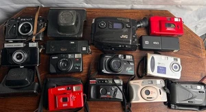 Lotto lavoro pacchetto videocamera pellicola punta e scatta - 13 fotocamere non testate - Foto 1 di 12