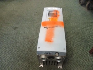 Johnson Controls VS Series AC Drive VS025410A-L0000 25HP Used - Picture 1 of 7