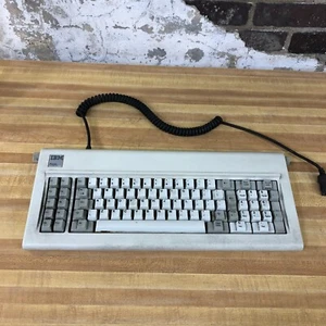 Clavier d'ordinateur mécanique IBM Model F XT à ressort à boucle pour 5150/5160/5170 - Photo 1/8