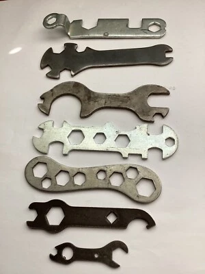 LOTE DE 7 LLAVES PLANAS VINTAGE SURTIDAS / OTRAS Foto 1 de 4