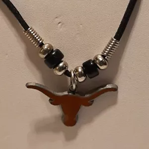 NCCA TEXAS LONGHORNS Pendant Charm / 22" Black Rope Necklace - Picture 1 of 5