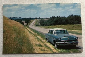 Cartolina Highways Are Happy Ways In Iowa (N1) - Foto 1 di 2
