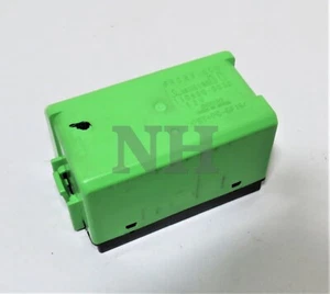 MR515500 Mitsubishi Outlander Lancer Genuine Denso 12V Front Control ECU - Picture 1 of 3