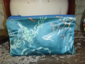 CLUTCH PURSE OCEAN TREASURES TURTLE WHALE SEAHORSE VELVET ZIP 20cm x 12cm - Picture 1 of 2