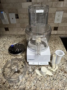Cuisinart Pro Custom 11 DLC-8S TX Food Processor With Extras, NEW GRATERS - Picture 1 of 20