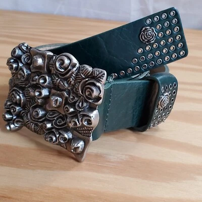Betsey Johnson Belt Green Leather Silver Grommets & Roses Metal Buckle  Sz M   A - Image 1 of 4