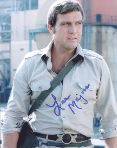 LEE MAJORS as Steve Austin - Six Million Dollar Man GENUINE SIGNED AUTOGRAPH Cover