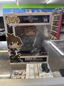 Funko Pop! Deluxe: Kingdom Hearts - Sora (Riding Heartless Wave) - GameStop Excl - Picture 1 of 6