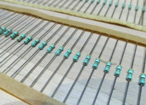 200 39R 0.25w 5% metal film resistors SFR 2322-181-6399 - Picture 1 of 3