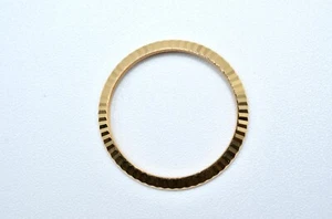 Authentic 18K Solid Yellow Gold Fluted Bezel for 26 mm Rolex - Picture 1 of 4