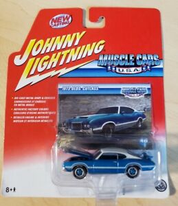JOHNNY LIGHTNING - MUSCLE CARS U.S.A. - 1972 OLDSMOBILE OLDS CUTLASS 442 W-30