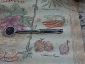 SNAP-ON TOOLS FN100 3/8" DRIVE 100 TOOTH ROUND HEAD RATCHET USA - Picture 1 of 1