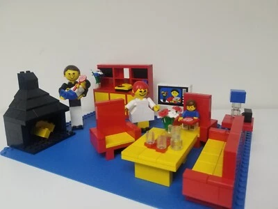 Vintage LEGO Set 268 Family Room, 100% Complete - Image 1 of 4