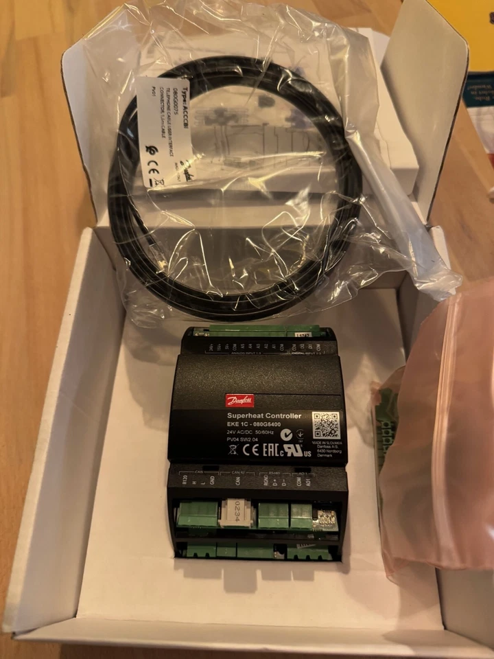 1PC Danfoss EKE1C 080G5400 Superheat Controller - Bild 1 von 2
