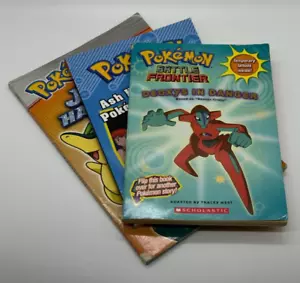 3x Pokemon Books - Paperback Book, 2008 - NINTENDO - Johto Deoxys Ash Ketchum - Foto 1 di 4