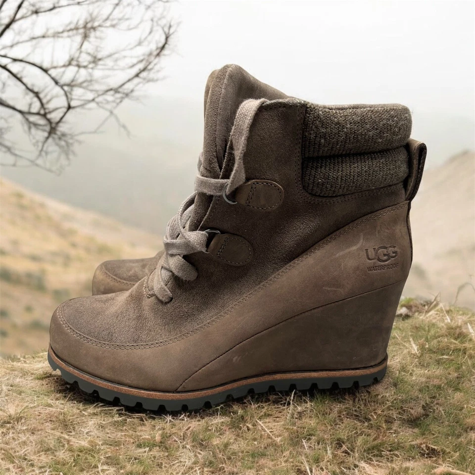 Botas de cuña UGG Kriston Mole grises de cuero impermeables 1108629 para mujer talla 8,5 usadas Foto 1 de 4