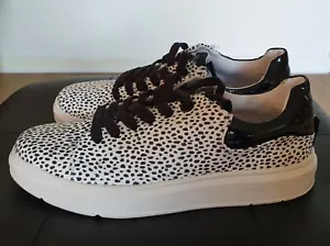 S.Oliver Women’s Spotted Trainers Black / White Size UK6 EUR 38 - Picture 1 of 5