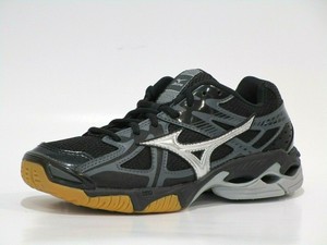 mizuno wave bolt 2