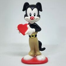 Vintage Animaniacs Yakko Valentines Day PVC Figure Ornament 1997 Elmers WB Heart