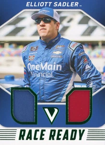 PANINI 2018 VICTORY LANE ELLIOTT SADLER #RRD-ES/99 GRÜN RENNBEREIT DOPPELRELIKT - Bild 1 von 2