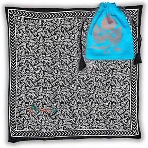Lightweight Soft Cotton Floral Scarf for Women, Chiara Eternity, Noir - Picture 1 of 5