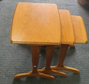Mid Century Reto Teak Nest Of Tables - Picture 1 of 10