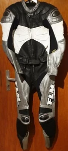 FLM Race Suit Carbon 2- tlg Lederkombi Gr.48Top pas. GSX-R,Yamaha, o.ä. - Bild 1 von 12