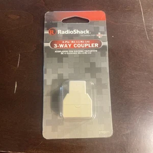 New In package — Radio Shack 4 Pin (RJ-11/RJ-14) 3-Way Coupler 279-0011 White - Zdjęcie 1 z 4