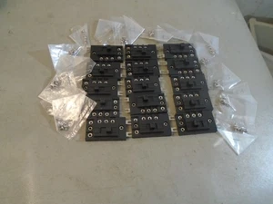 MODEL POWER 15 SINGLE BUTTON CONTROLLERS WITH MOUNTING SCREWS - Picture 1 of 1