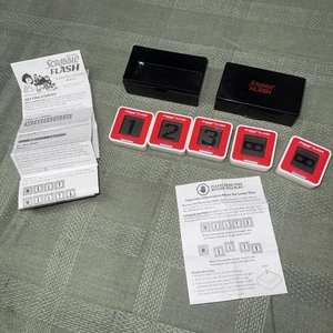 Hasbro Electronic SCRABBLE FLASH Game 8 Up Great Family Game New Batteries Clean - Picture 1 of 6