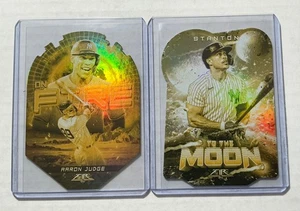 2022 Topps Fire Aaron Judge Giancarlo Stanton On Fire + Moon Insert Gold Minted! - Picture 1 of 4