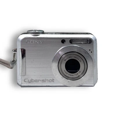 Sony CyberShot DSC-S650 7.2MP 3x Optical Zoom Digital Camera *PARTS-PLEASE READ* - Image 1 of 4