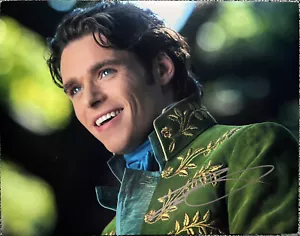 Richard Madden Prince Charming 11x14 Signed Photo - Picture 1 of 1