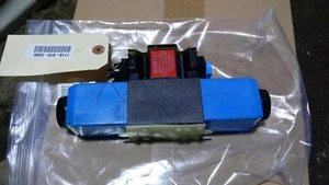 New Vicker DG4V-3S-6C-FPM4WL-H5-60-EN632 Valve - Picture 1 of 4
